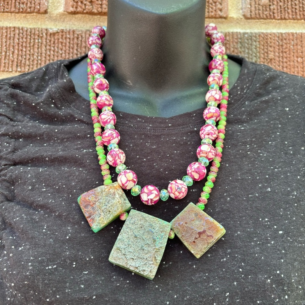 Multi Strand Layered Chain glass & plastic Beaded Necklace set w/ back closure